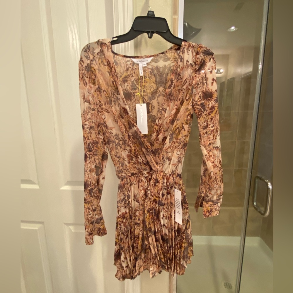 BCBG size XXS COCKTAIL DRESS